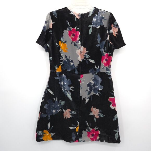 French Connection floral velvet burnout mini dress Size 10 black flutter sleeve - Picture 8 of 8